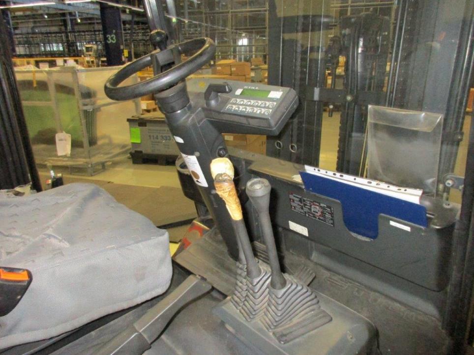 Nowe i używane części zamienne i maszyny (1 500 części łożyskowych: hydraulika, robotyka, pneumatyka i automatyka)-7